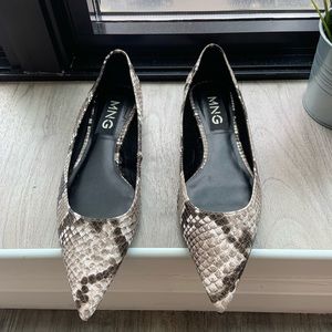 Mango snakeskin flats